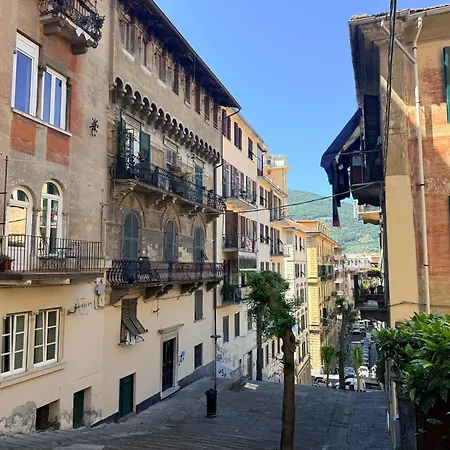 Appartement Iconic Cernaia Stairway Location - Cernaiabella Elegant Charming Suite With Jacuzzi La Spezia