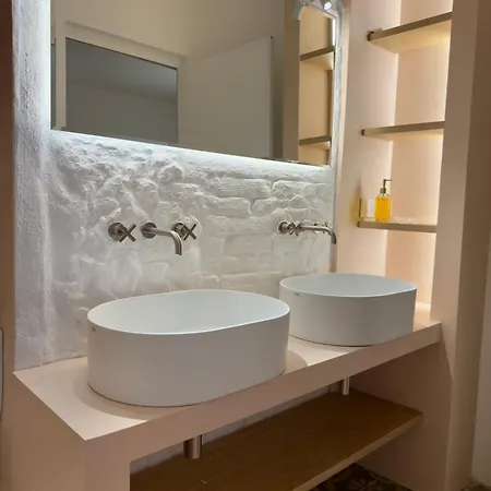 Iconic Cernaia Stairway Location - Cernaiabella Elegant Charming Suite With Jacuzzi Appartement *