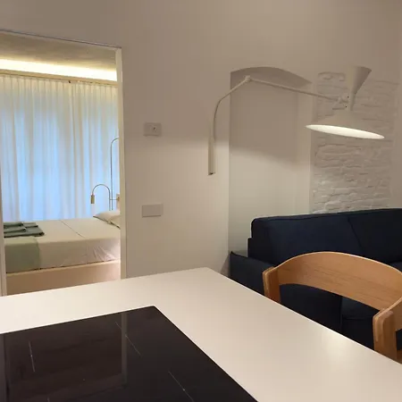 Appartement Iconic Cernaia Stairway Location - Cernaiabella Elegant Charming Suite With Jacuzzi La Spezia