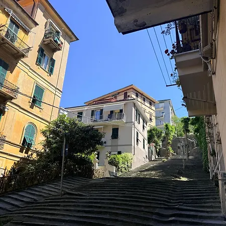 Iconic Cernaia Stairway Location - Cernaiabella Elegant Charming Suite With Jacuzzi شقة *